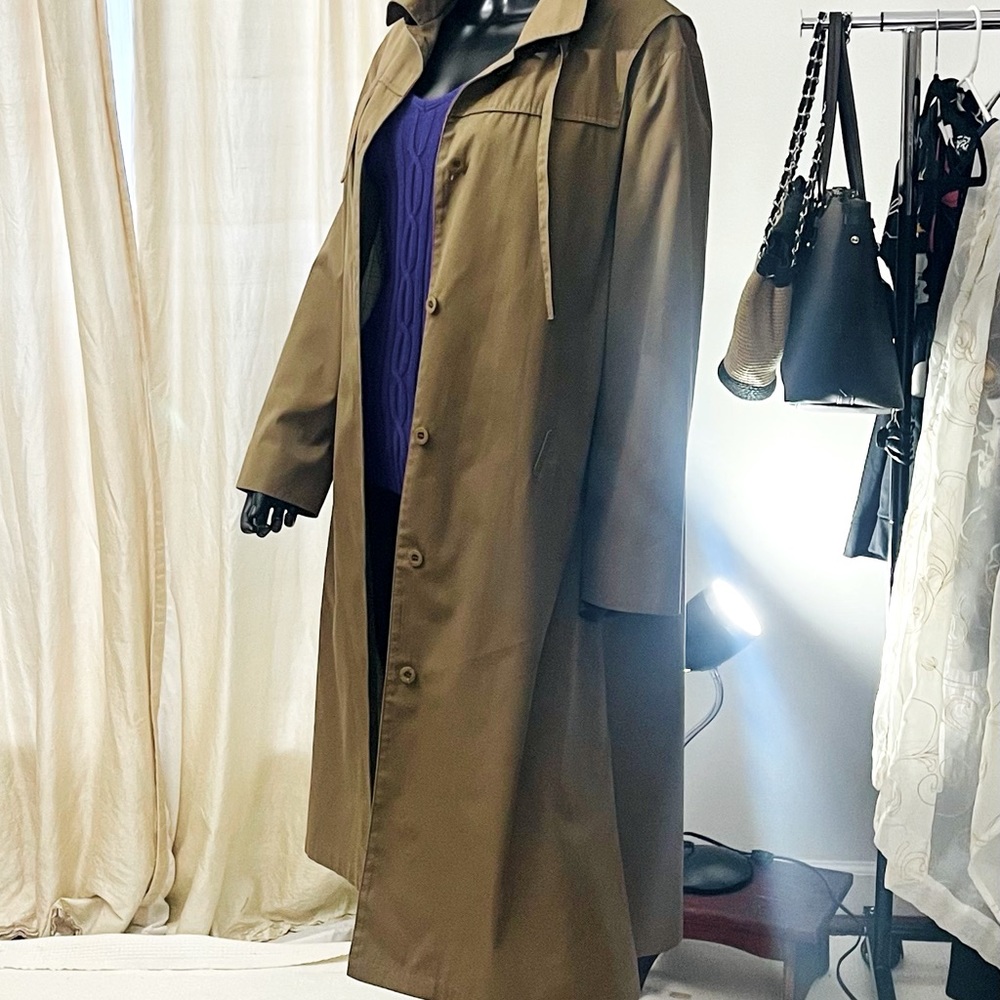 Beautiful London Fog Trench Coat.